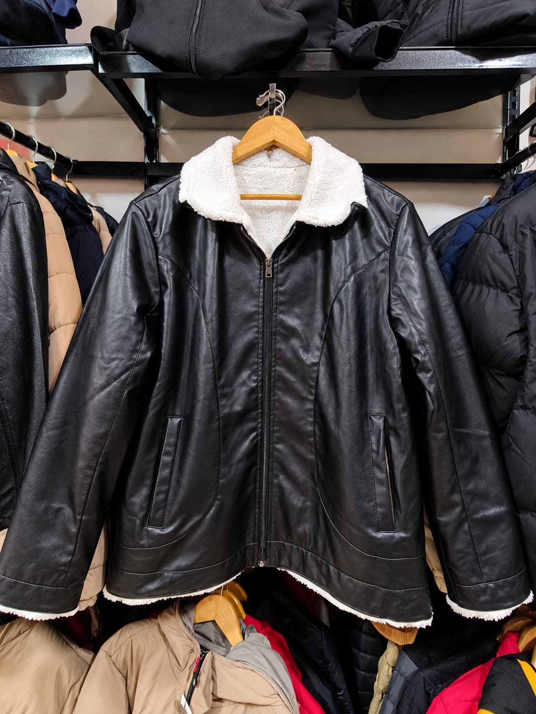 Chaqueta Cuerina con ovejero