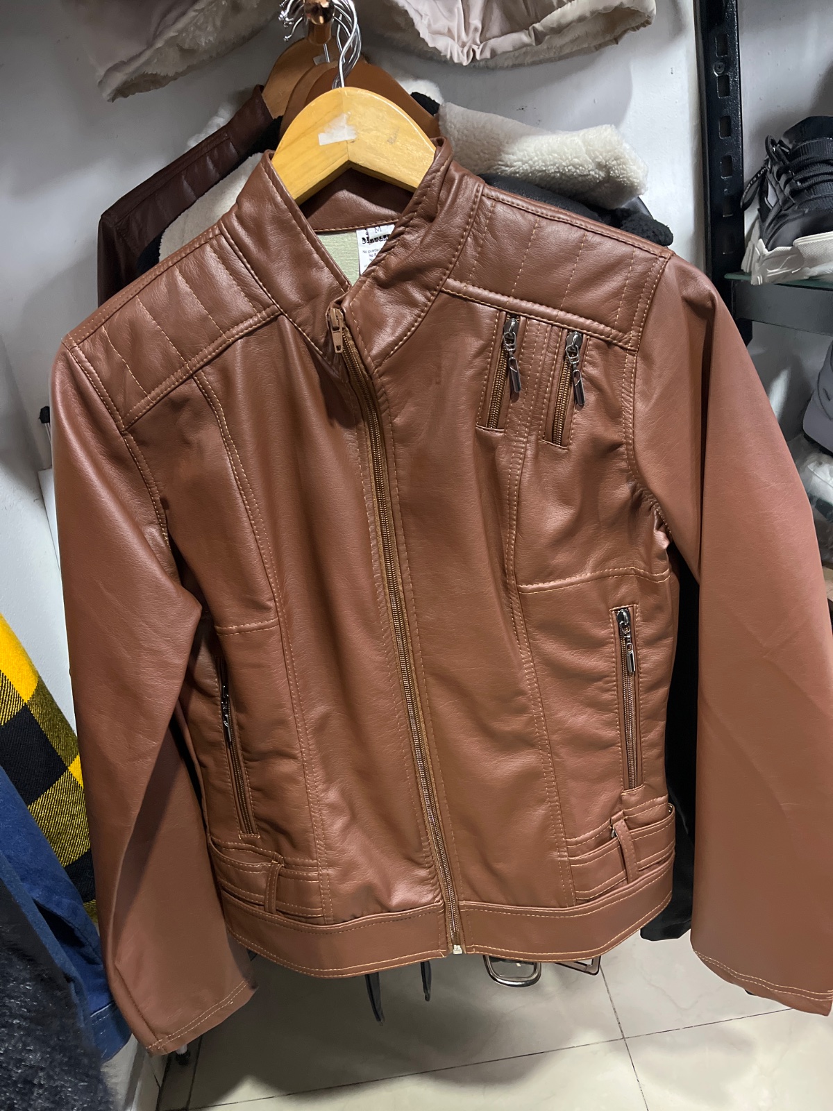 Chaqueta cuero clásica